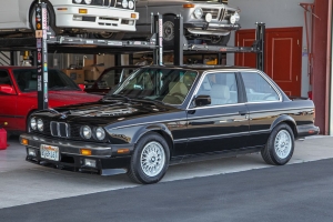 1987 BMW 325iS thumbnail