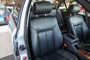 2000 BMW 528i Sport thumbnail