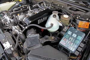 1988 BMW E28 M5 thumbnail