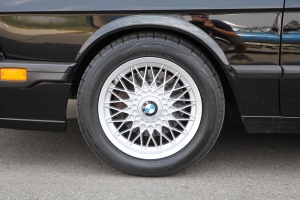 1988 BMW E28 M5 thumbnail