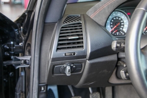 2011 BMW (E82) 1 Series M Coupe (1M Coupe) thumbnail