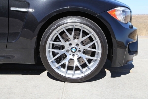 2011 BMW (E82) 1 Series M Coupe (1M Coupe) thumbnail