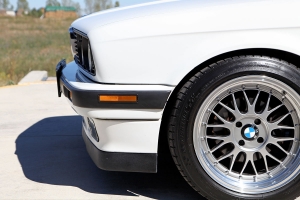 1988 BMW (E30) 325iS thumbnail