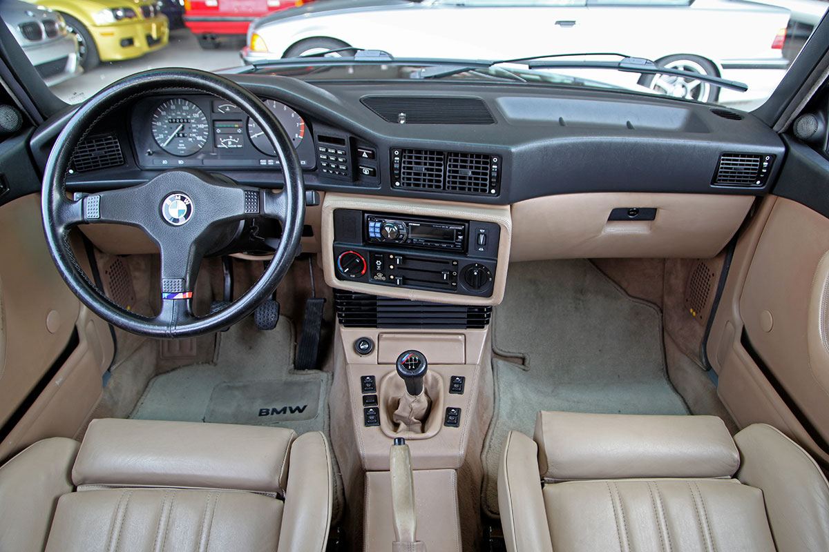  interior photo