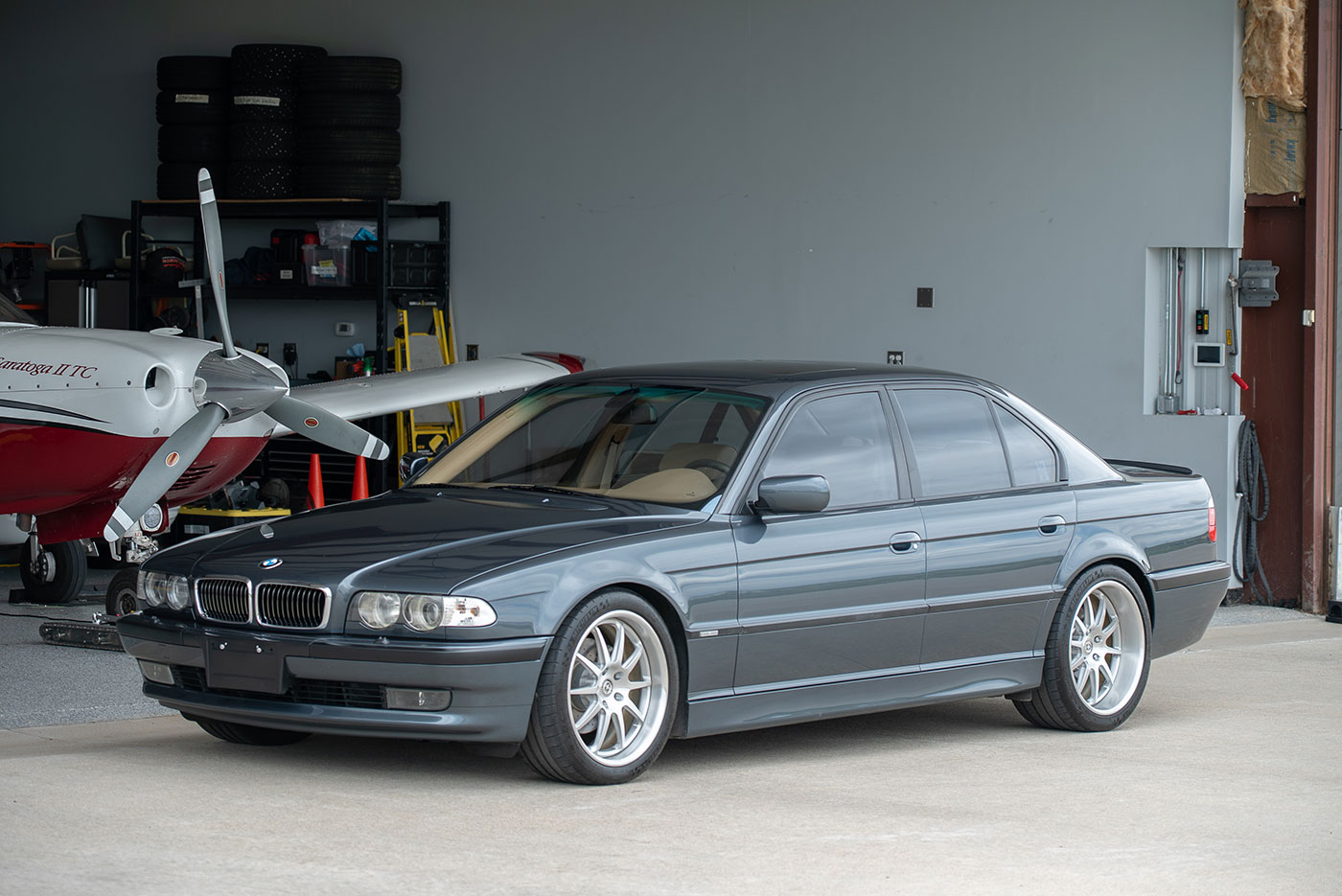 2001-bmw-740i-m-sport-3